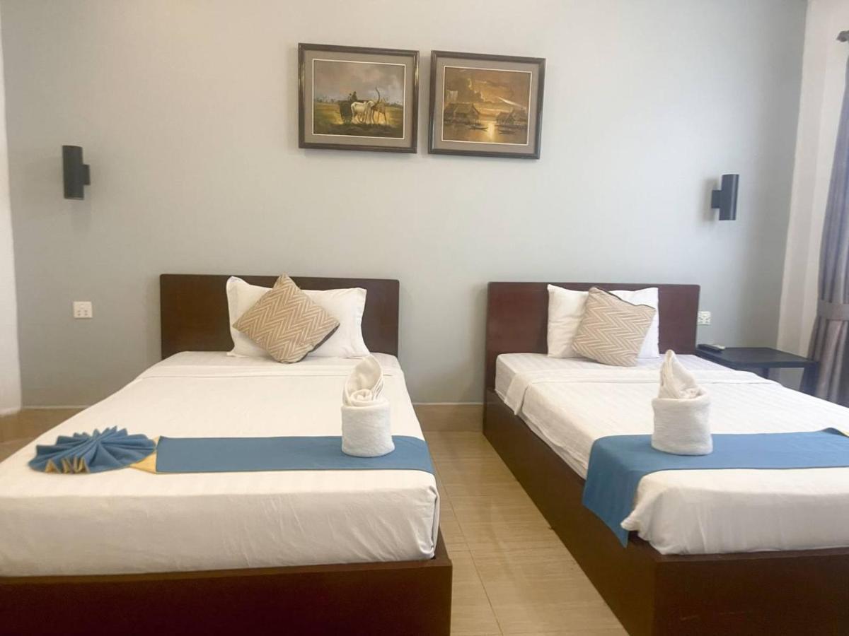 Point Hotel 3*