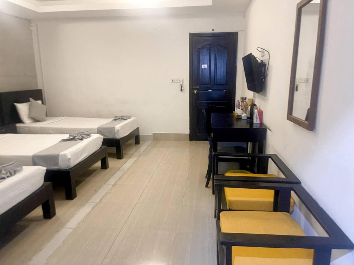 Point Hotel 3*